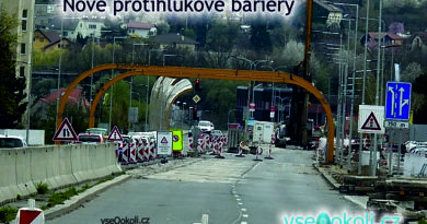 Praha 6 - Řepy se staví nová bariéry pro hluku od aut.